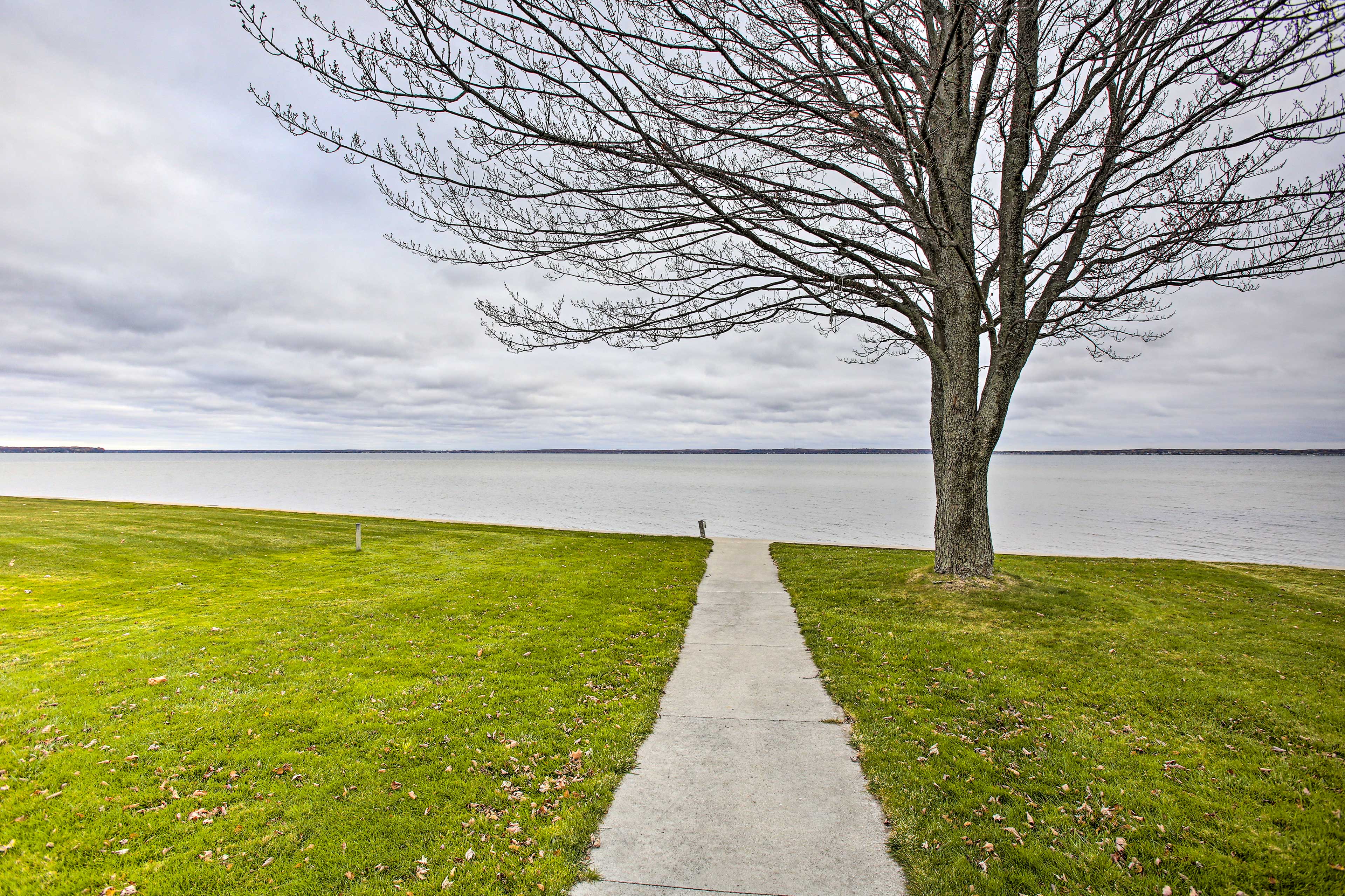 THE BEST Houghton Lake Vacation Rentals Book Now Evolve